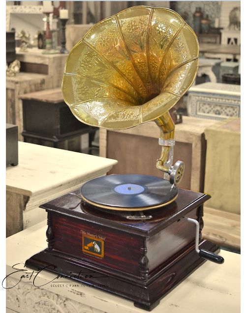 Antique Wind Up Gramophone