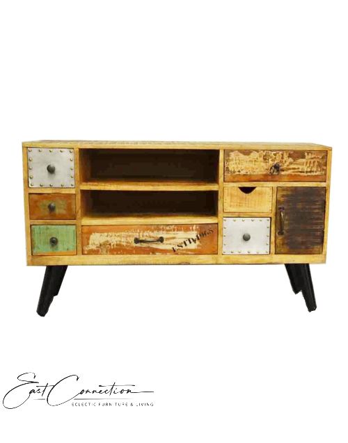 Explore Entertainment Unit in Melbourne at East Connection