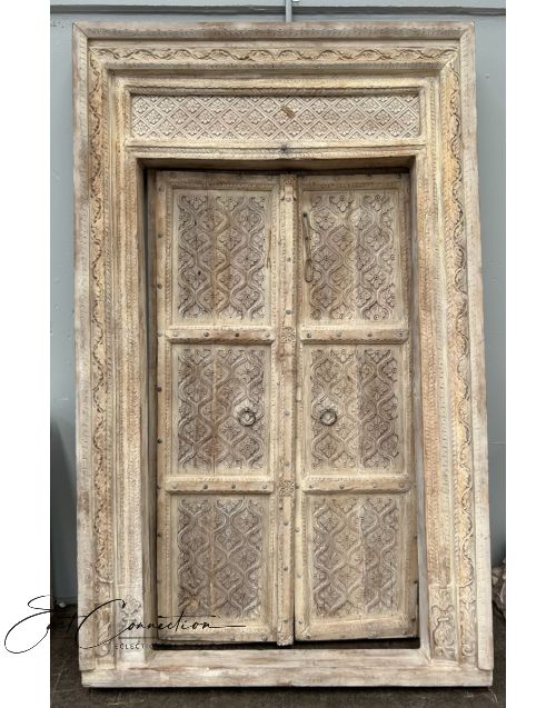 Unique Hand Carved Antique Whitewash Timber Doorway Timber Balinese Doors Indian