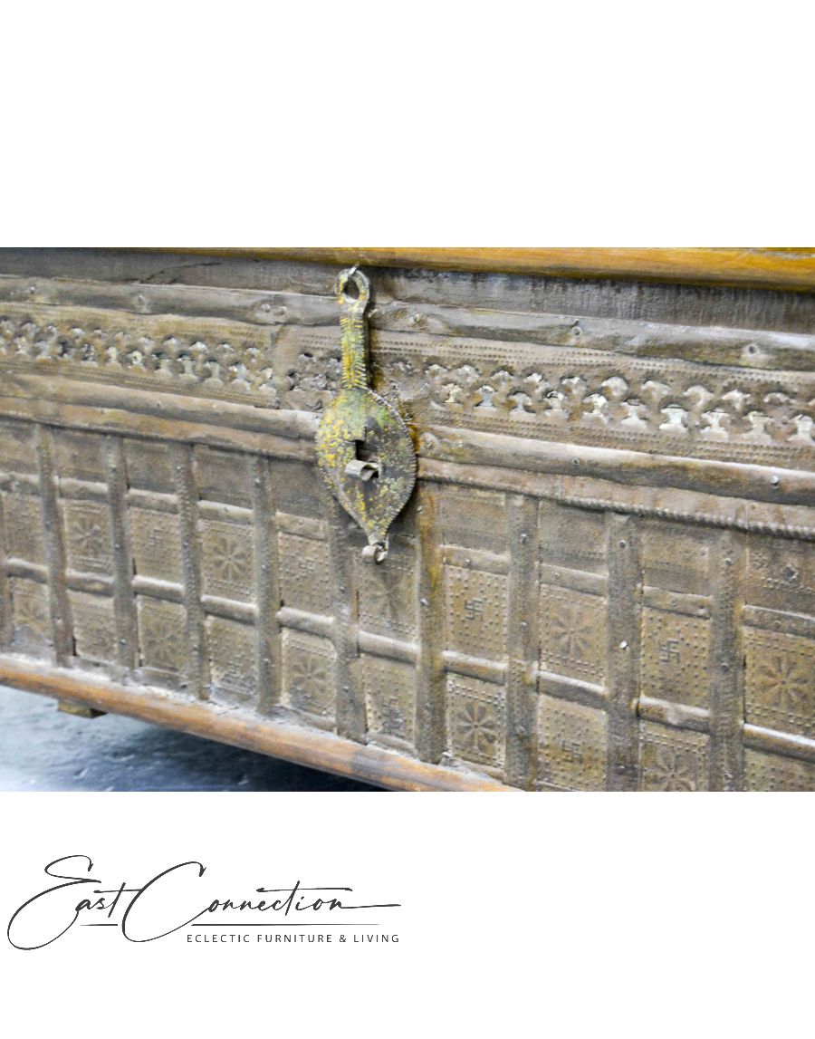 Metal blanket box hot sale