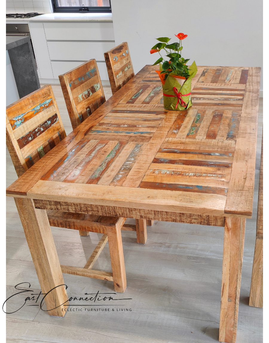 Timber 8 seater dining table outlet